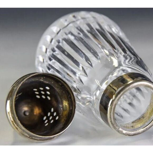 Vintage Gucci Italian Cut Crystal Sugar Shaker Muffineer Silver Plated RARE HTF - Picture 6 of 9
